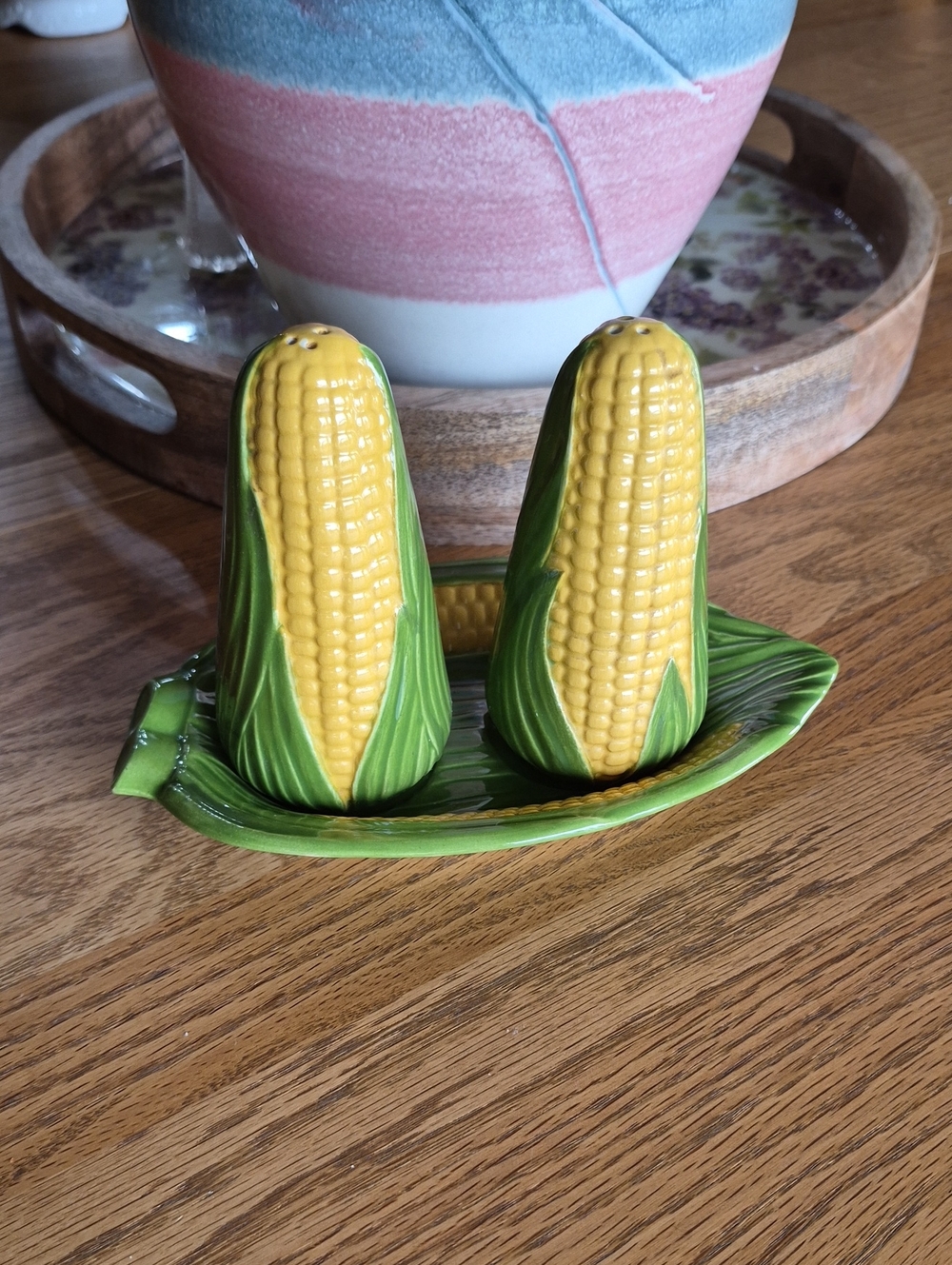 Ceramic Corn on the Cob Salt and Pepper Shakers with Leaf Tray - Yellow & Green